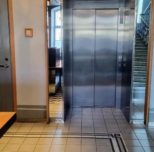 Urban Two-level 13 アパート