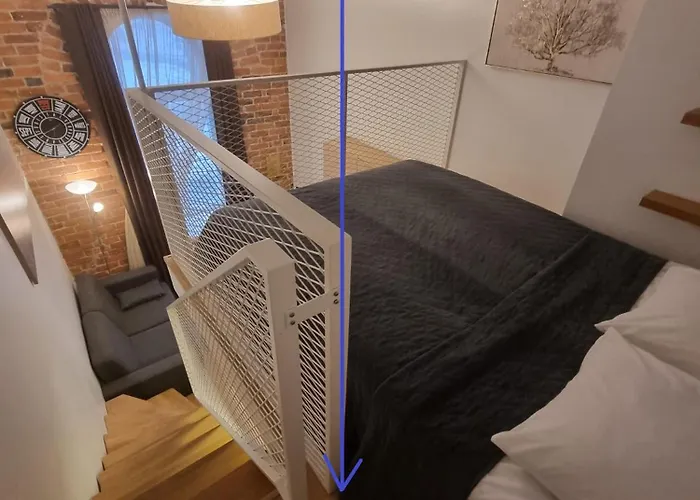 Urban Two-level 13 アパート