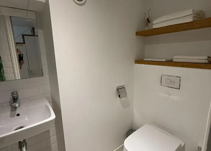 Urban Two-level 13 アパート *